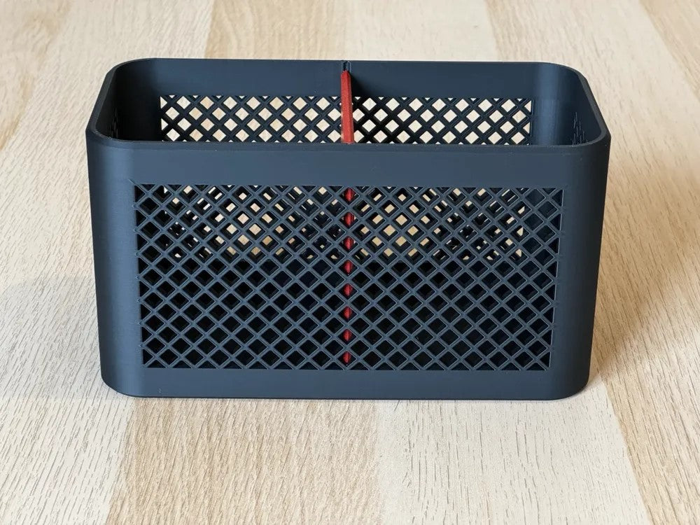 organiser with grid
