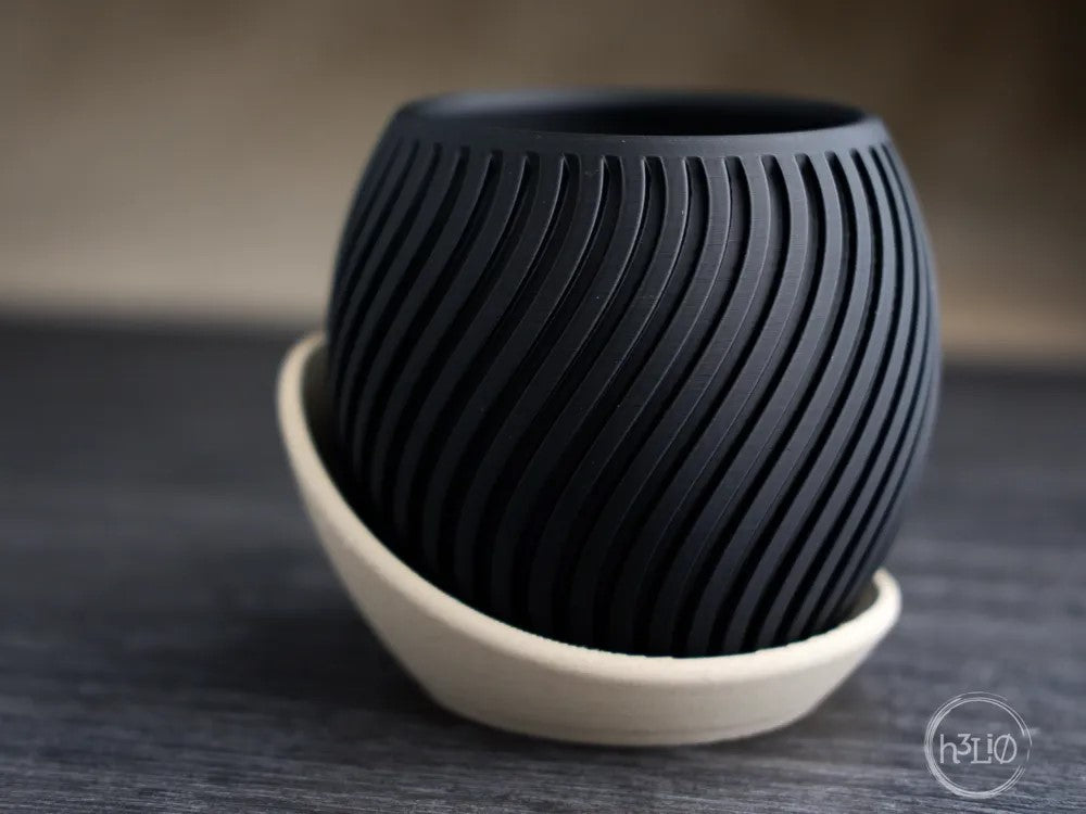wavy planter · wrap around plate