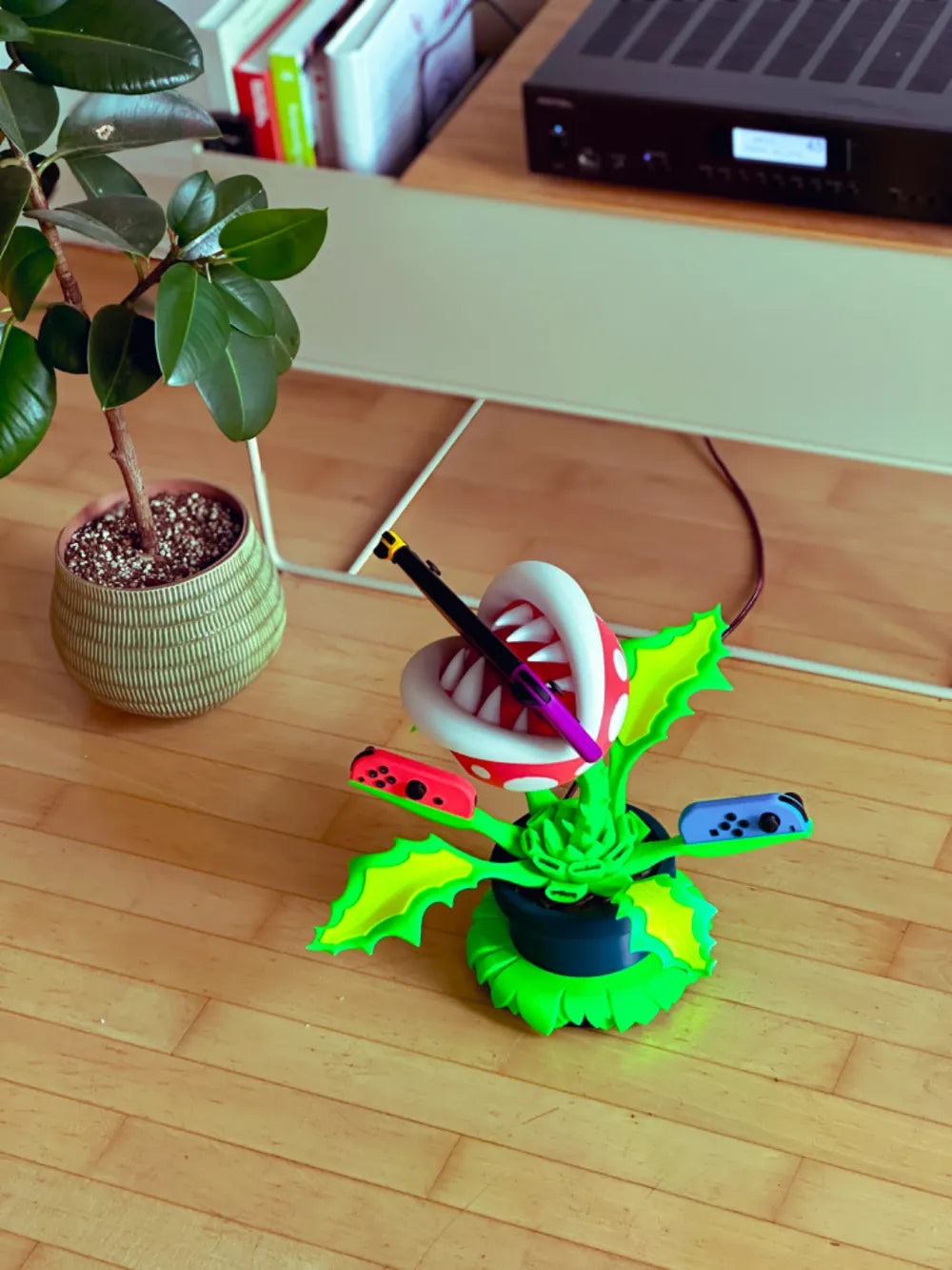 Piranha Plant Switch Dock (Charging and TV - Hub)