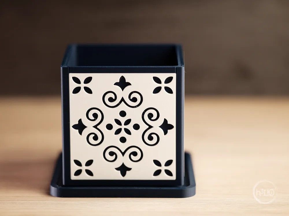 portuguese tiles planter