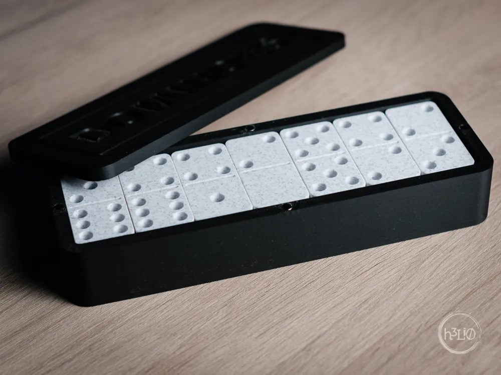 dominoes