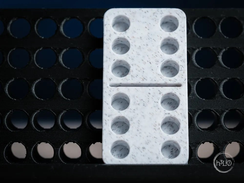 dominoes