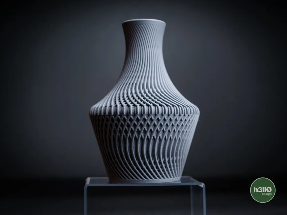 lucid · vase