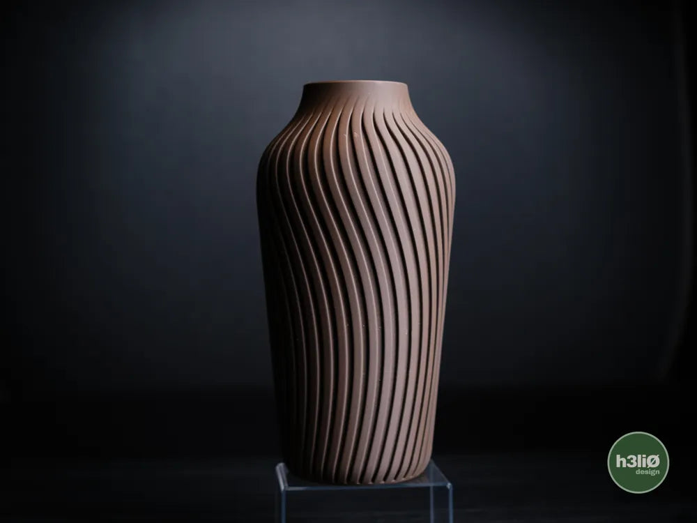 radiate · vase