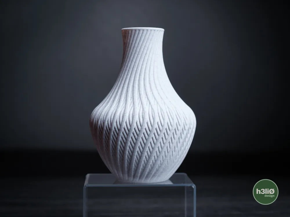 quell vase