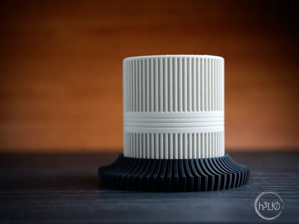 planter pot · ribbed plate